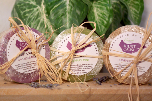 ✨ Elevate Your Self-Care with Luffa Soaps!